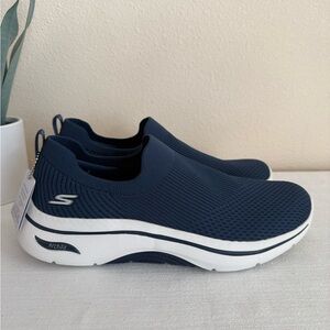 New Skechers Arch Fit Navy Stretch Mesh Slip-On Sneakers